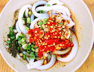 來一碗傷心涼粉，能讓您清爽一夏！