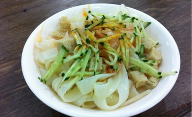 小吃培訓(xùn)班哪個(gè)好：涼皮怎么做，涼皮的做法及調(diào)料