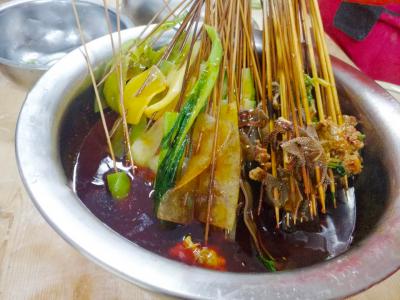 冷鍋串串香技術(shù)培訓(xùn),滿(mǎn)足不同口味的消費(fèi)者