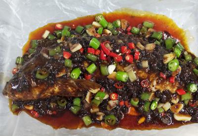 萬(wàn)州烤魚(yú)技術(shù)培訓(xùn)班哪里好?各種烤魚(yú)配菜處理方法