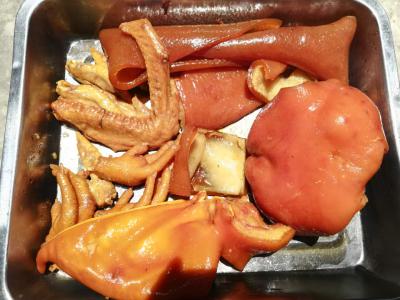 成都川味鹵菜操練費(fèi)用需求多少錢？各種鹵水做法