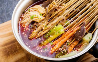 成都冷鍋串串技術(shù)培訓(xùn)哪里好？配方及資料免費贈送