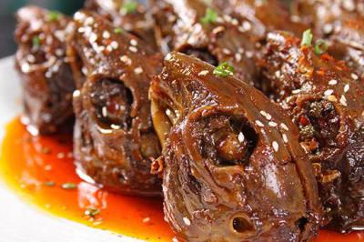 成都正宗麻辣兔頭技術(shù)培訓(xùn)哪里專業(yè)？兔頭鹵水的制作