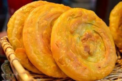 四川軍屯鍋盔技術(shù)培訓(xùn)學(xué)校哪里好？訓(xùn)練采納現(xiàn)場(chǎng)教育