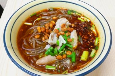 手工肥腸粉技術(shù)培訓(xùn)班哪里好？通過全程實操一人一灶