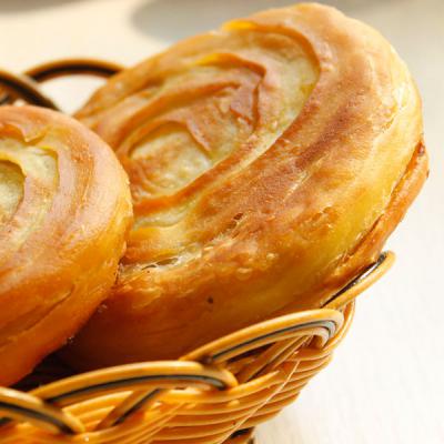 ?學軍屯鍋盔技術(shù)做法哪里正宗？老師在旁邊指導