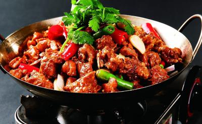 麻辣干鍋雞技術(shù)培訓(xùn)哪家好？干鍋培訓(xùn)底料制作