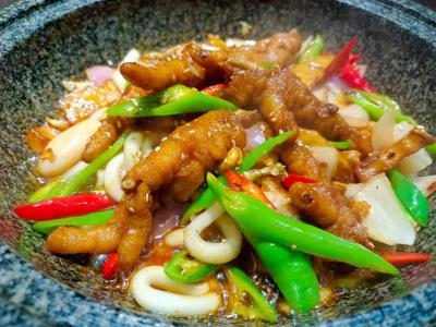  麻辣香鍋技能做法哪家好？各種調(diào)味醬的制造