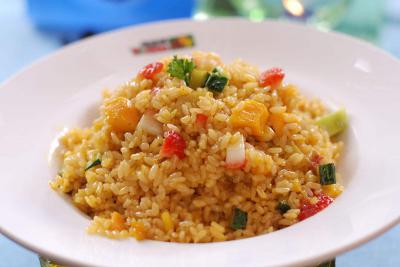 四川炒飯技術(shù)培訓(xùn)哪里好？采用理論和實(shí)踐結(jié)合