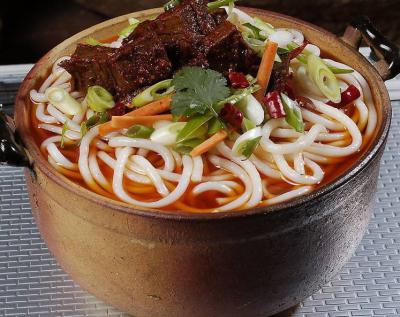 砂鍋米線技術(shù)培訓(xùn)學(xué)校哪里比較好？