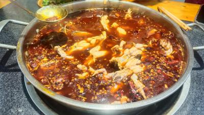 成都學(xué)魚火鍋技術(shù)培訓(xùn)哪家好？