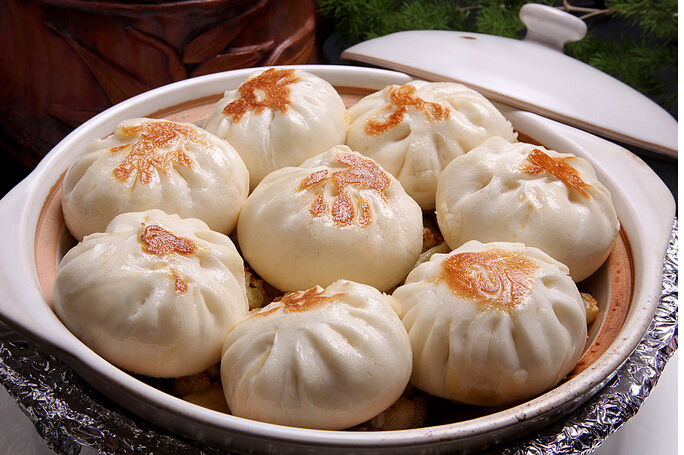 學(xué)小吃培訓(xùn)學(xué)校哪家好？小吃技術(shù)培訓(xùn)多少錢？