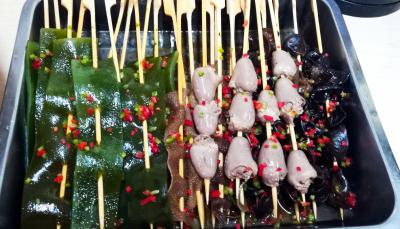 冷熱串串培訓(xùn)在哪里學(xué)多少錢？開心貓串串技術(shù)培訓(xùn)