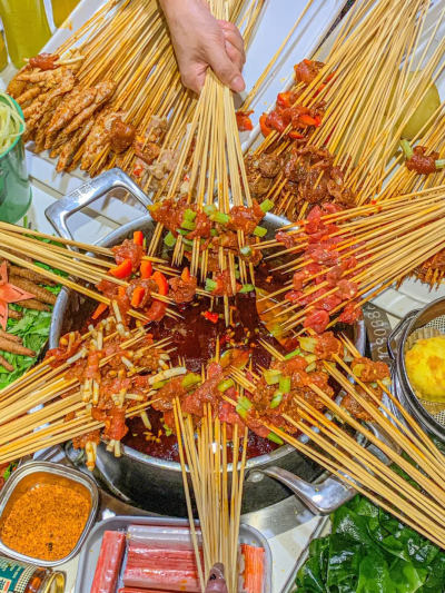 成都串串香培訓(xùn)學(xué)校哪家好？學(xué)做串串香技術(shù)培訓(xùn)