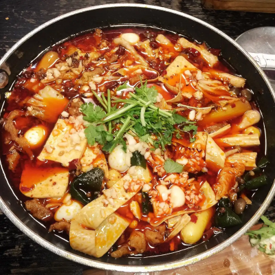 如何挑選優(yōu)質(zhì)冒菜培訓(xùn)機(jī)構(gòu)？學(xué)冒菜技術(shù)培訓(xùn)