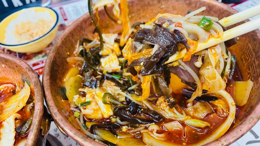 重慶火鍋冒菜培訓(xùn)學(xué)校哪家好？重慶冒菜培訓(xùn)中心