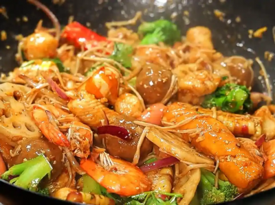 麻辣香鍋技術(shù)培訓(xùn)多少錢？飄味緣培訓(xùn)學(xué)校合理，物超所值