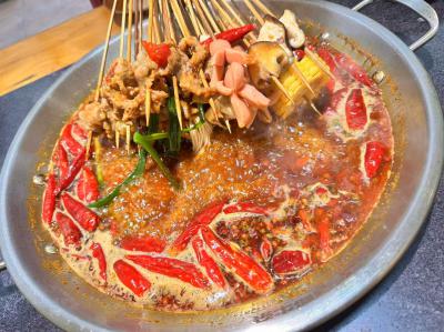 小郡肝串串技術(shù)培訓(xùn)學(xué)校哪家好？深度解析飄味緣培訓(xùn)的獨(dú)特優(yōu)勢